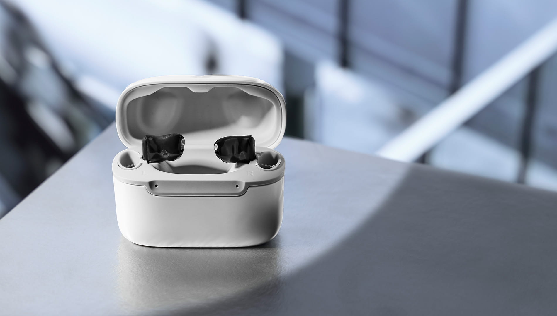 Signia Insio Charge&Go CIC IX hearing aids | Signia Pro